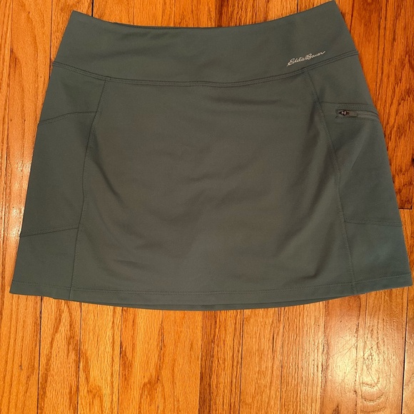 WOMEN’S EDDIE BAUER SKORTS - Picture 1 of 3
